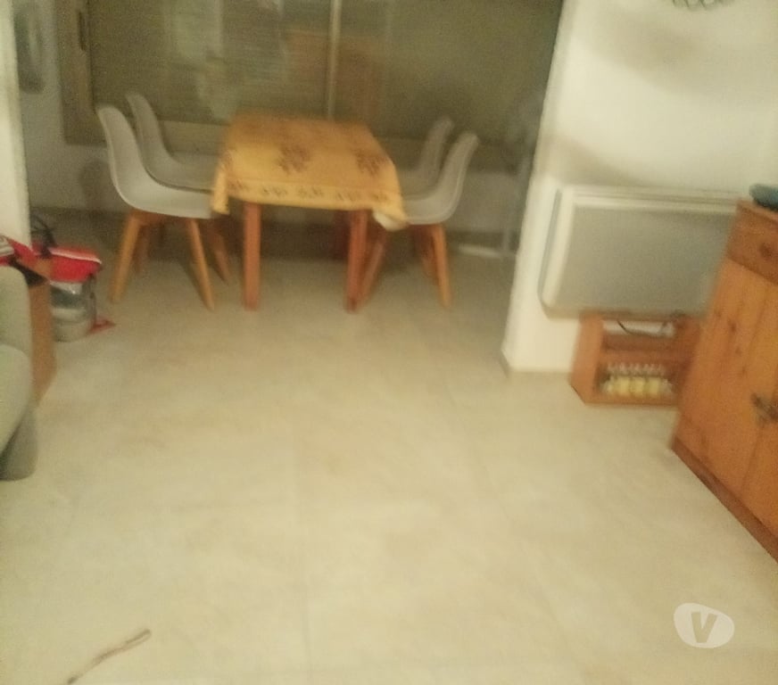 location saisonniere Var La Londe les Maures - 83250 - Photos Vivastreet LOUE ETE 2026 BEAU STUDIO 4 PERS BORD DE MER DANS LE VAR