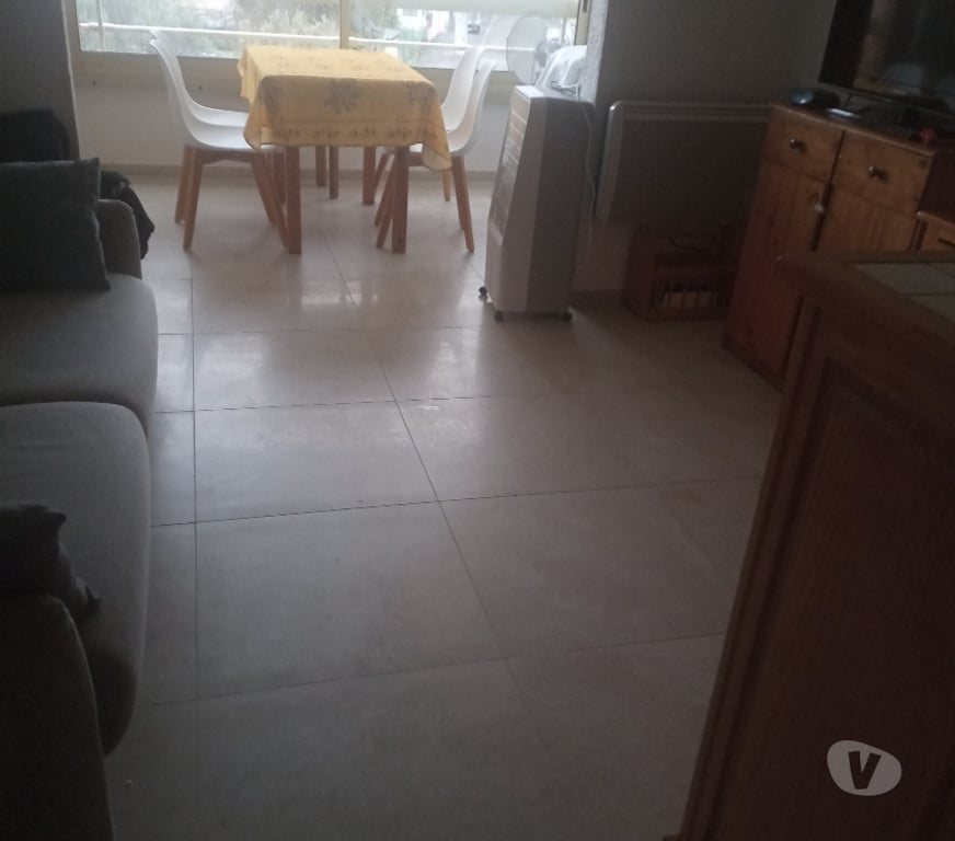 location saisonniere Var La Londe les Maures - 83250 - Photos Vivastreet LOUE ETE 2026 BEAU STUDIO 4 PERS BORD DE MER DANS LE VAR