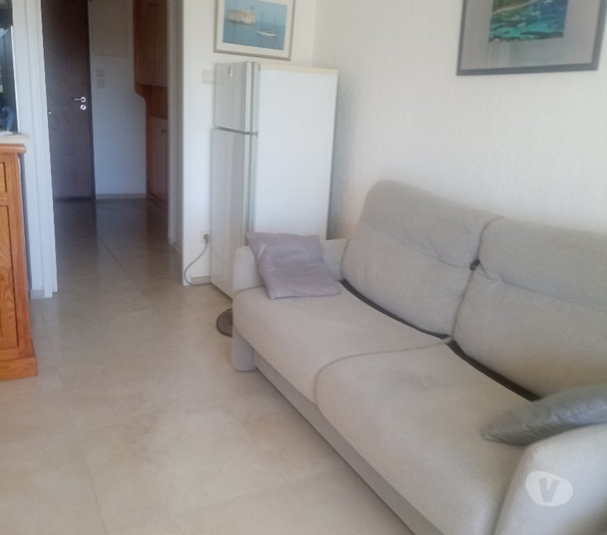 location saisonniere Var La Londe les Maures - 83250 - Photos Vivastreet LOUE ETE 2026 BEAU STUDIO 4 PERS BORD DE MER DANS LE VAR