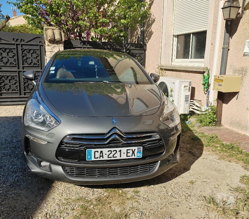 Voiture d'occasion Vaucluse Sorgues - 84700 - Photos Vivastreet DS5 comme neuve