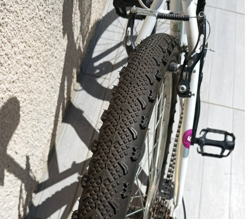 Matériel de sport Haute-Garonne Leguevin - 31490 - Photos Vivastreet Vélo Dame DECATHLON ROCKRIDERFIVE ZERO