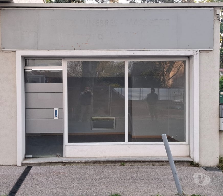 bureaux locaux Gironde Andernos les Bains - 33510 - Photos Vivastreet Andernos local commercial 34M2 direct proprietaire