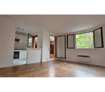 Appartements à vendre Ste Foy les Lyon Rhône - Photos Vivastreet T2 lumineux avec grand balcon Résidence calme et arborée