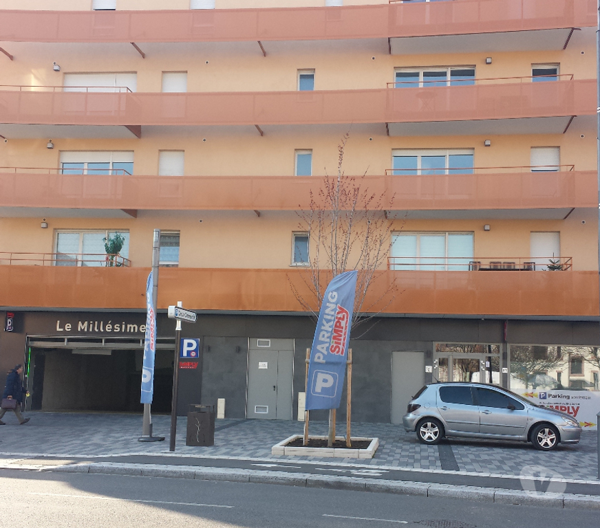 Parkings - Garages Bas-Rhin Schiltigheim - 67300 - Photos Vivastreet Particulier loue Parking privé souterrain sécurisé 13m2