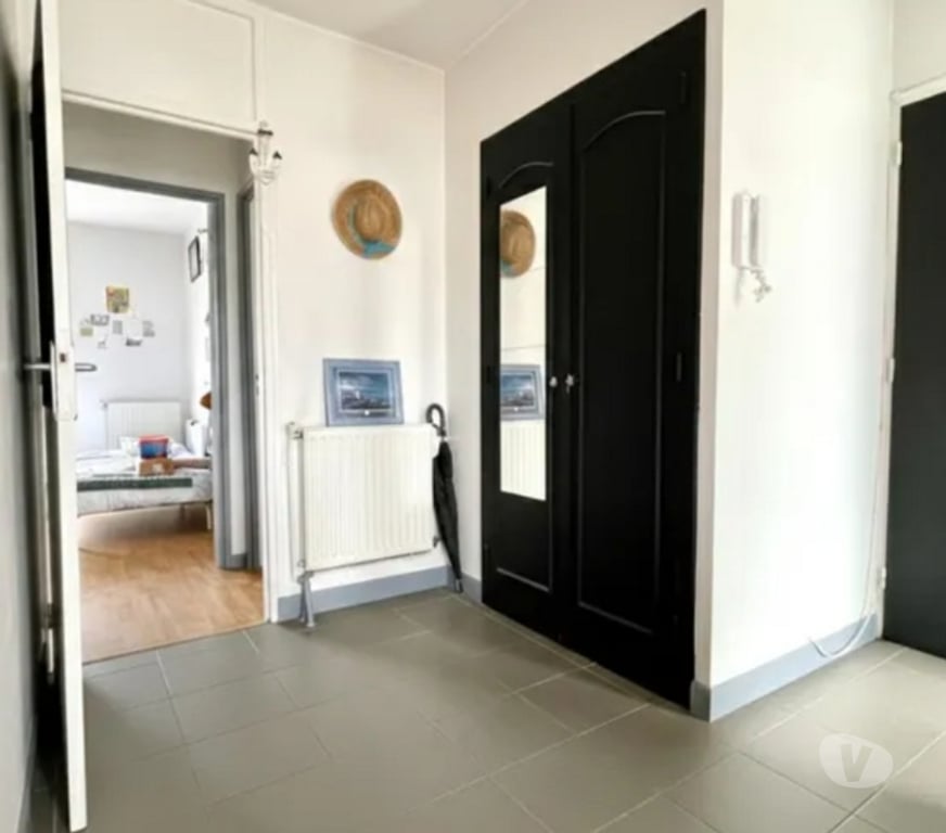 Appartements à vendre Gironde Bordeaux - Photos Vivastreet Superbe T3 lumineux traversant très bien situé rare