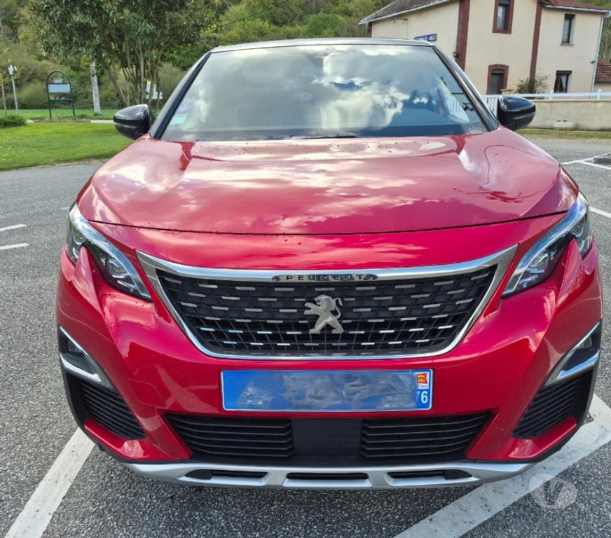 Voiture d'occasion Eure Sacquenville - 27930 - Photos Vivastreet 3008 GT LINE - 1.6L - 180CH - 144300 Kms - année 2019