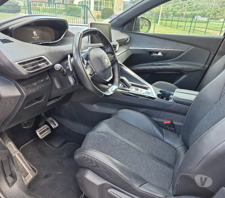 Voiture d'occasion Eure Sacquenville - 27930 - Photos Vivastreet 3008 GT LINE - 1.6L - 180CH - 144300 Kms - année 2019