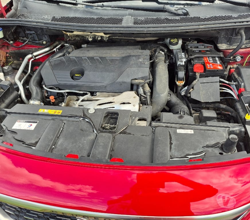 Voiture d'occasion Eure Sacquenville - 27930 - Photos Vivastreet 3008 GT LINE - 1.6L - 180CH - 144300 Kms - année 2019