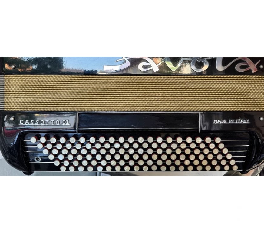 Instruments de musique Bas-Rhin Mommenheim - 67670 - Photos Vivastreet SAVOIA CASSOTO II - accordéon 4 rangs - 120 basses