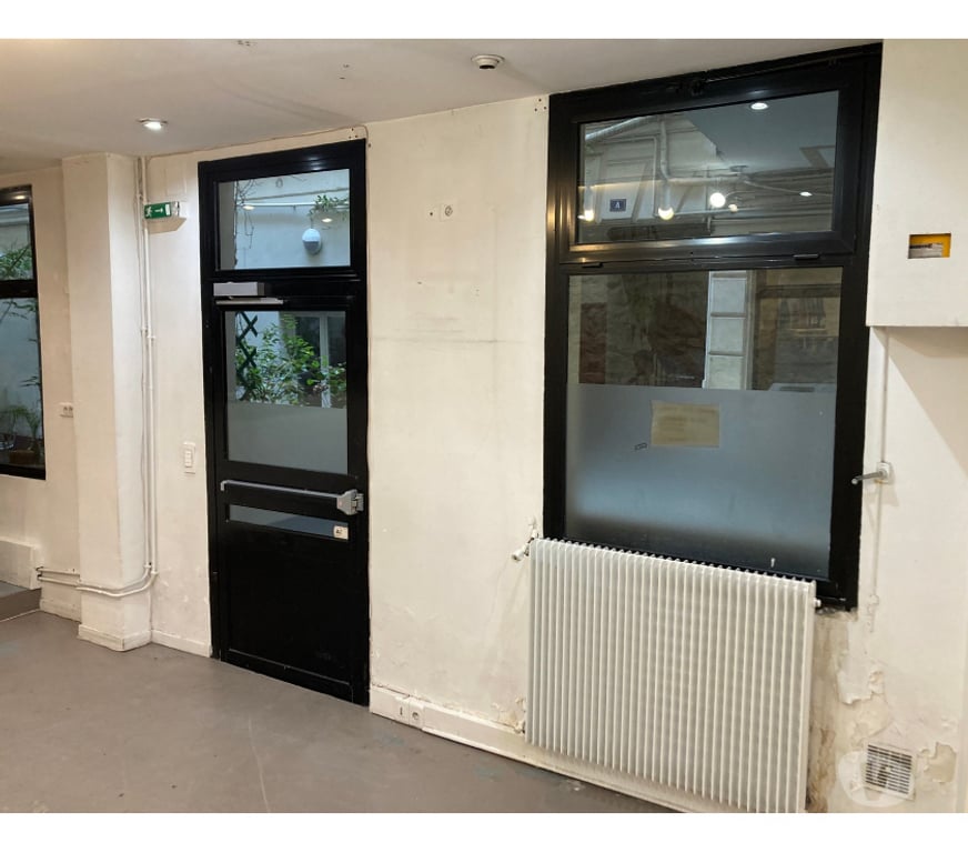 bureaux locaux Paris Paris 10ème ardt - 75010 - Photos Vivastreet local commercial