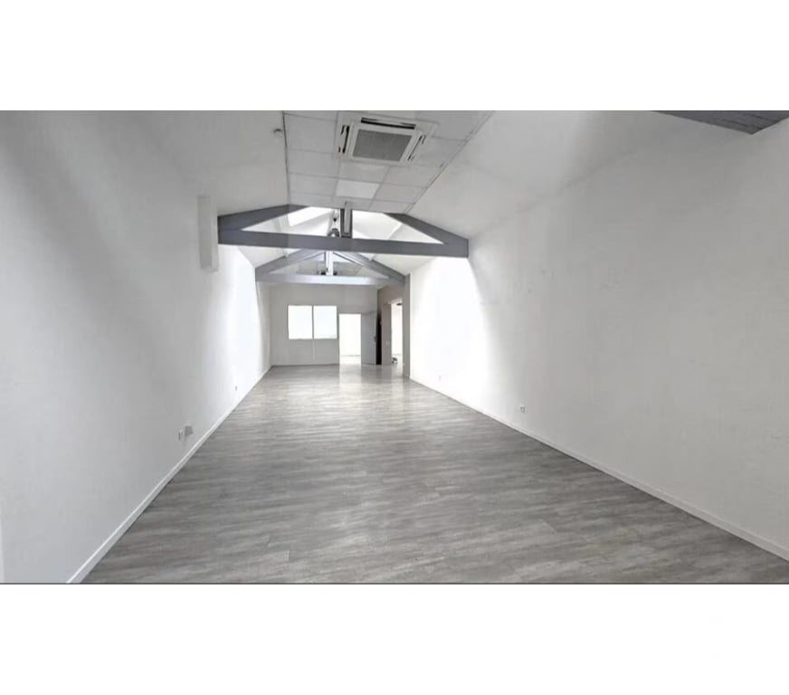 bureaux locaux Rhône Villeurbanne - 69100 - Photos Vivastreet Local en parfait état