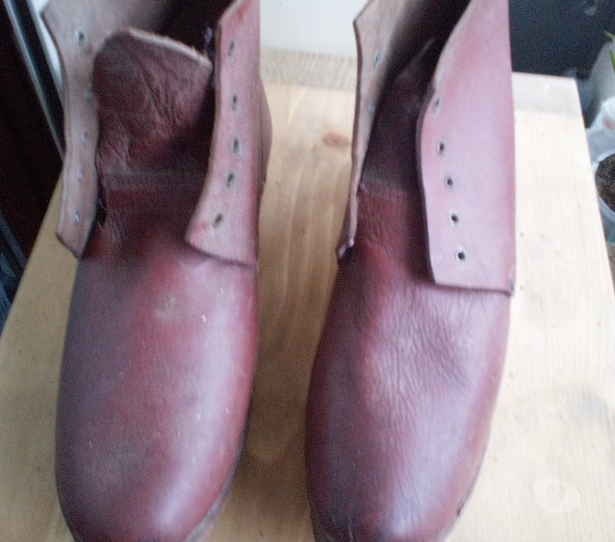 Chaussures Savoie Sonnaz - 73000 - Photos Vivastreet Sabot semelle en bois et cuir dessus