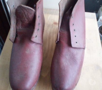 Chaussures Sonnaz Savoie - Photos Vivastreet Sabot semelle en bois et cuir dessus