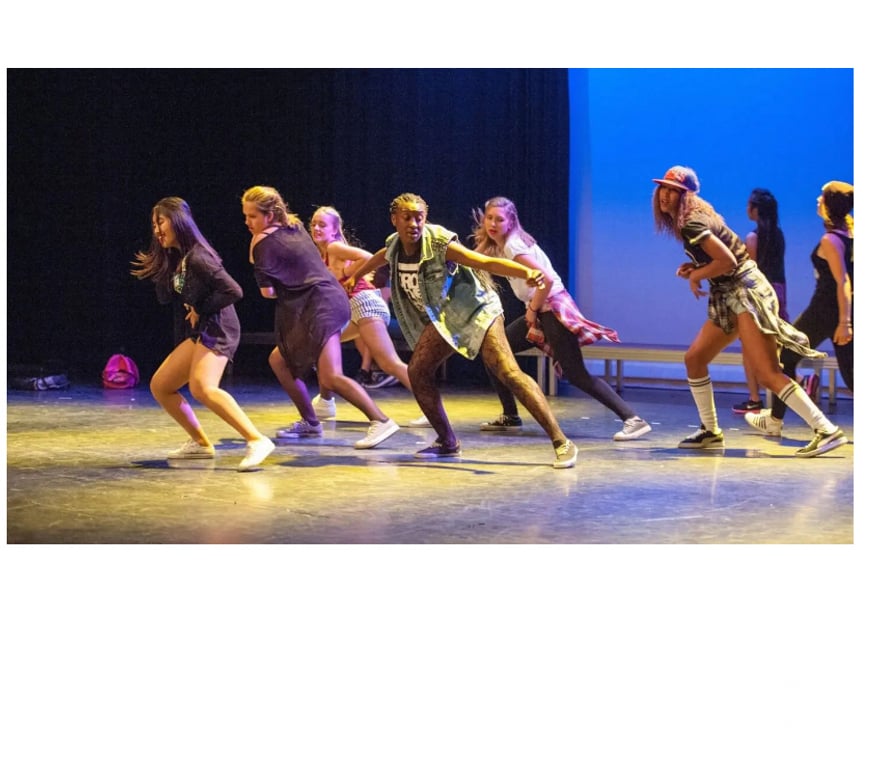 Spectacles Alpes-Maritimes Cannes - 06400 - Photos Vivastreet 2 places pour Imperfect Dancers company - Othello à Cannes