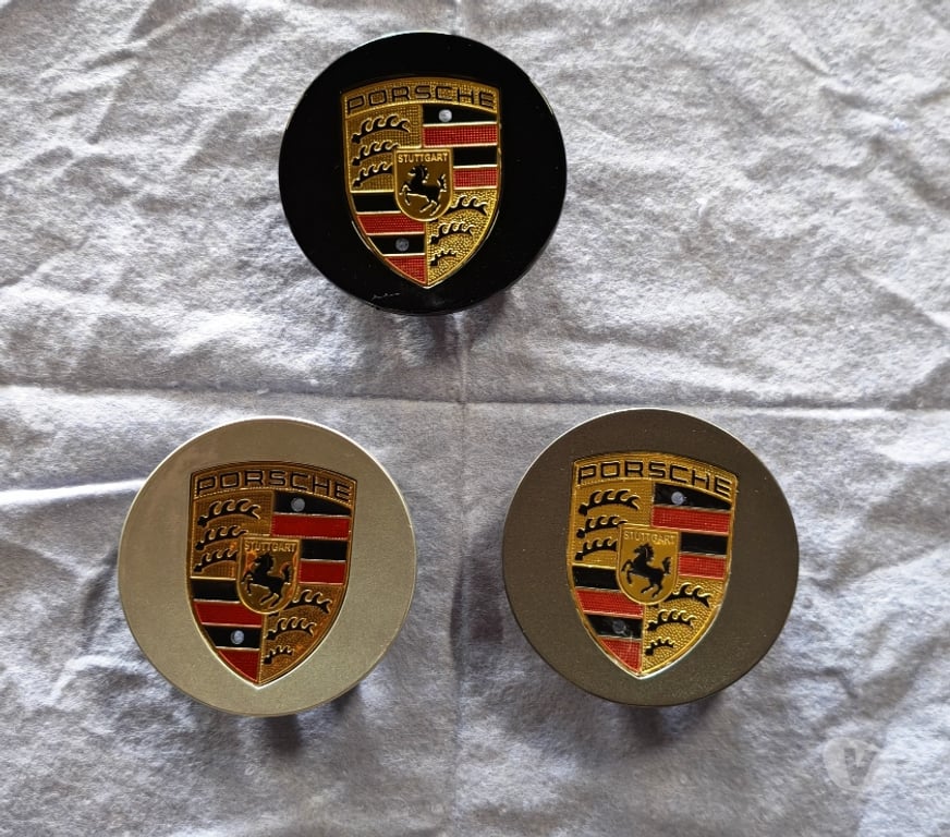 Pièces et services auto Meurthe-et-Moselle Nancy - Photos Vivastreet 4 Centres de roues Porsche en 76mm