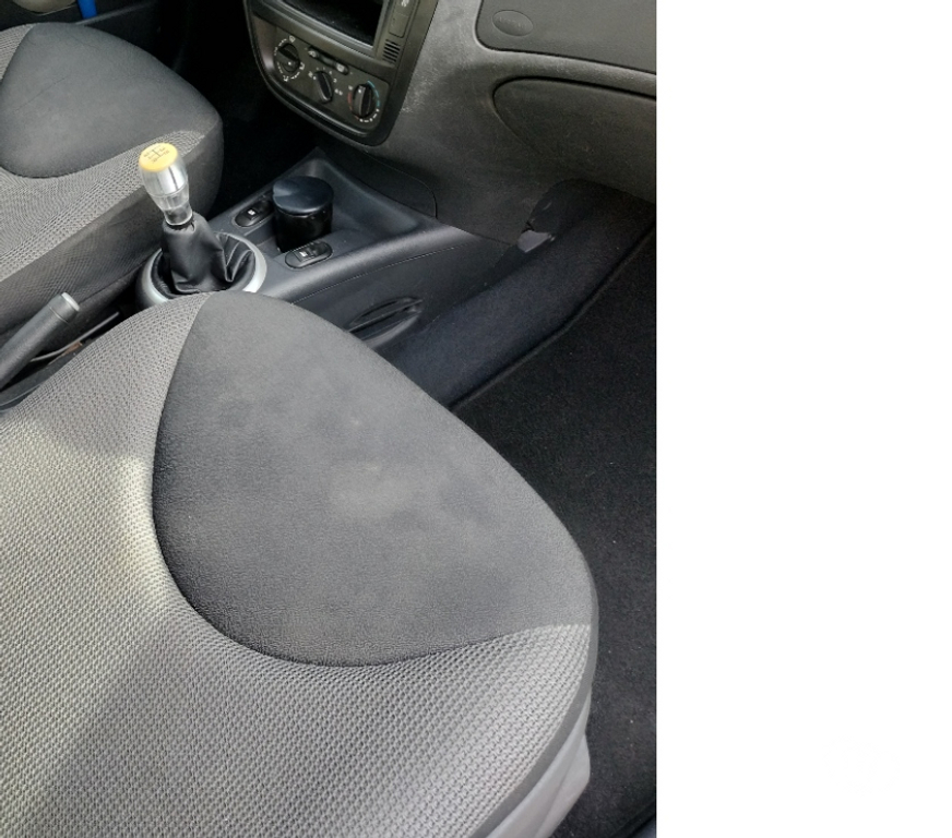 Voiture d'occasion Sarthe Ecommoy - 72220 - Photos Vivastreet Vend C2 bon etat