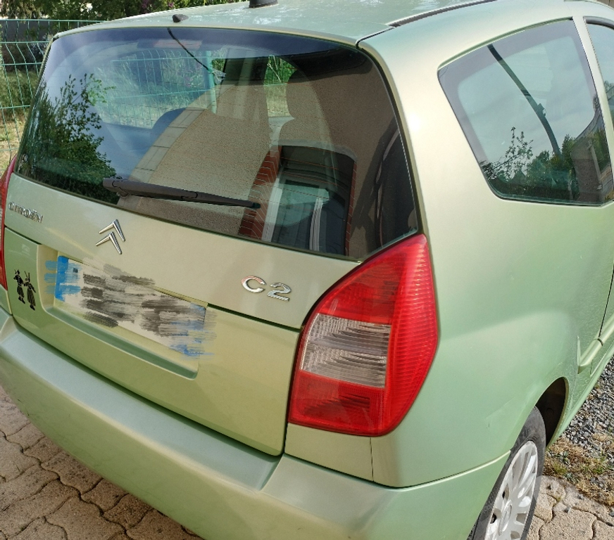 Voiture d'occasion Sarthe Ecommoy - 72220 - Photos Vivastreet Vend C2 bon etat