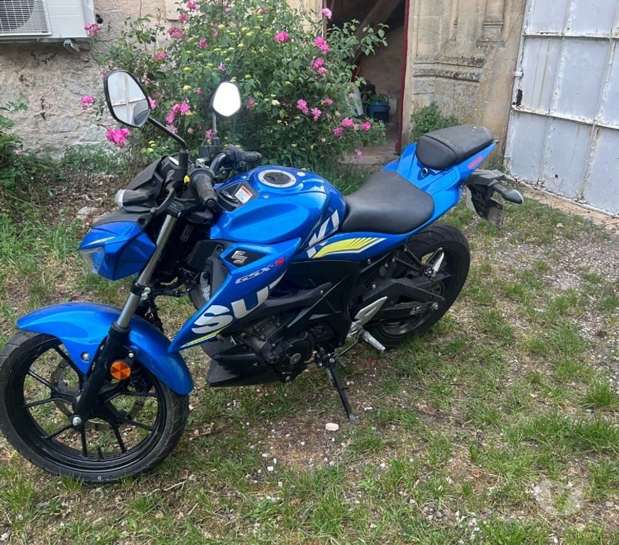 Moto d'occasion Gironde Virelade - 33720 - Photos Vivastreet Moto Suzuki gsx s 125