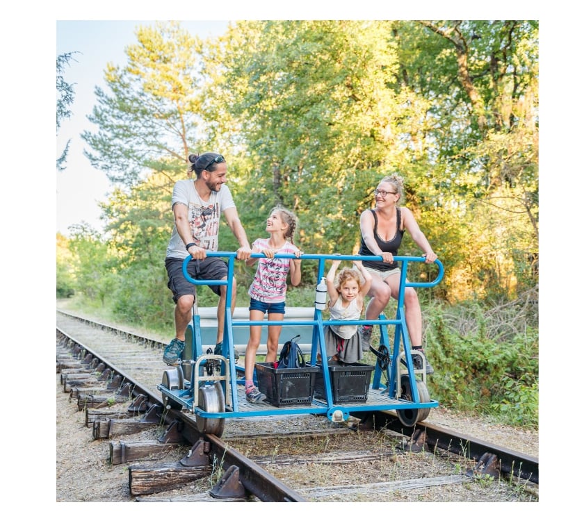 Evenements sportifs Chauvigny Chauvigny - Photos Vivastreet 2 billets pour le Vélorail de Chauvigny (Grand parcours)