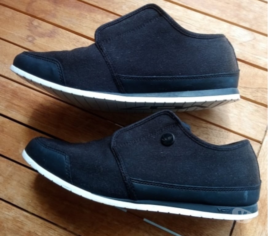 Chaussures Seine-Saint-Denis La Courneuve - 93120 - Photos Vivastreet Chaussures Habillées VD7