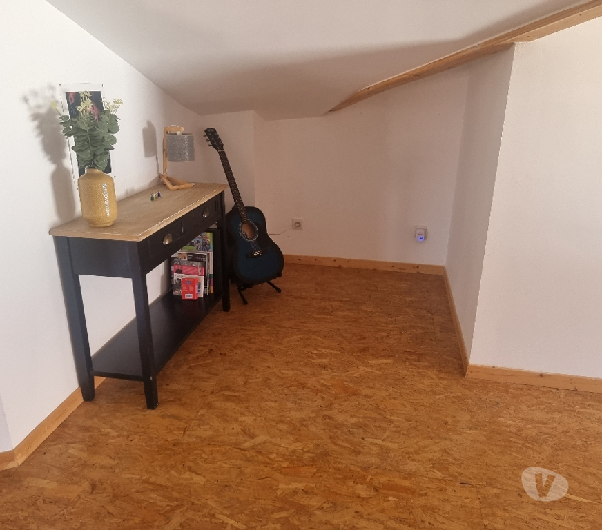 Location appartement Drôme Marches - 26300 - Photos Vivastreet Appartement avec grande terrasse