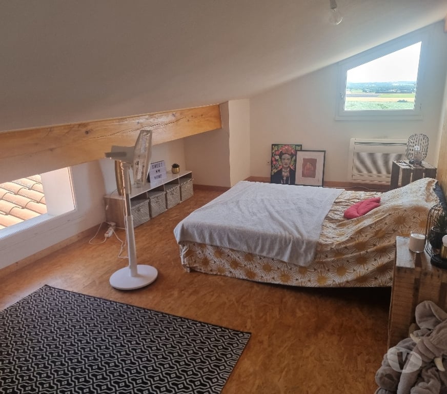 Location appartement Drôme Marches - 26300 - Photos Vivastreet Appartement avec grande terrasse