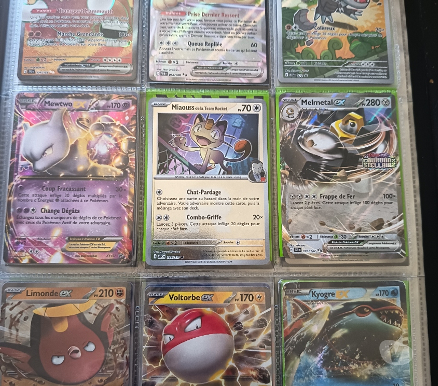 Collection Var Ste Maxime - 83120 - Photos Vivastreet classeur pokémon entier