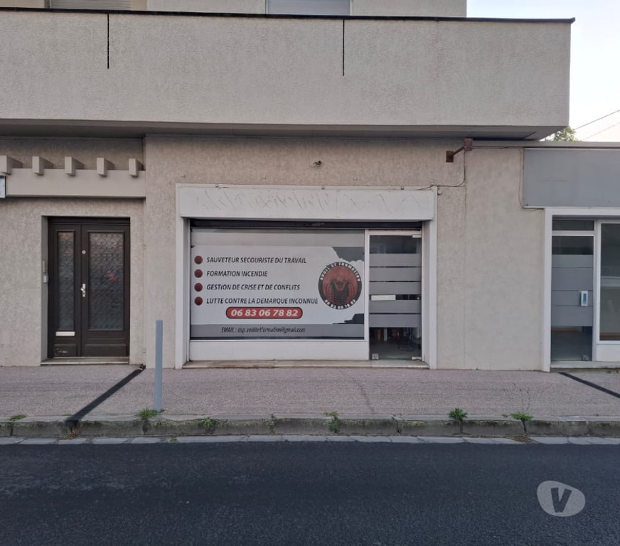 bureaux locaux Meuse Andernay - 55800 - Photos Vivastreet Local commercial 20M2 direct proprietaire axe principal