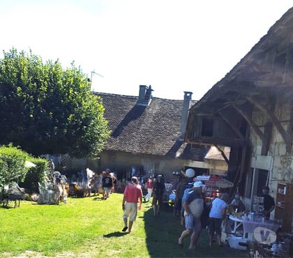 Vides greniers - Brocantes Izieu Ain - Photos Vivastreet Vide-greniers 7 juin à IZIEU (01300) 10H