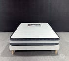 Sommier avec matelas blanc 140x190