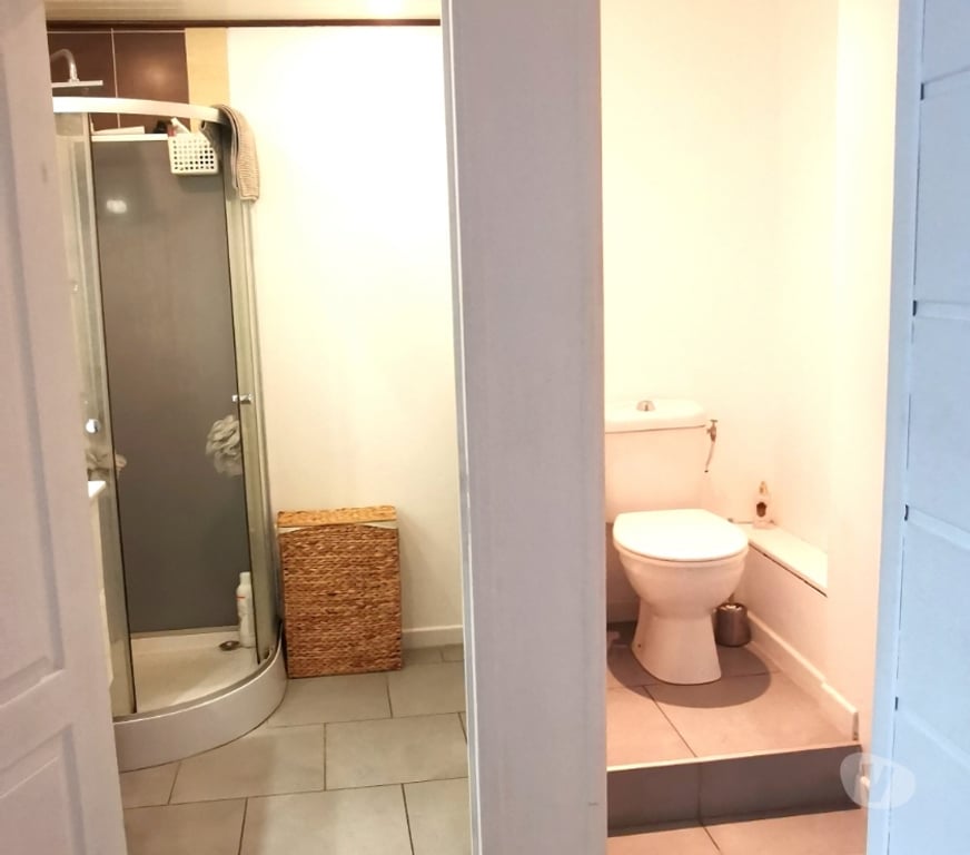 Appartements à vendre Var Toulon - Photos Vivastreet T2 lumineux et calme 41m2 avec jardin 30m2