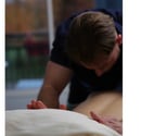 Massage Californien & Éveil Sensoriel à Domicile