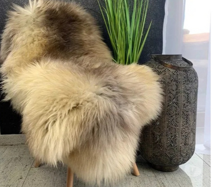 Décoration-Art-Antiquité Craponne Rhône - Photos Vivastreet tapis décoratif en peau de mouton