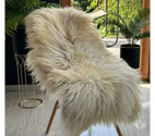 Tapis décoratif en peau de mouton