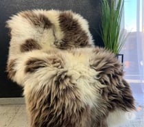 Tapis décoratif néerlandais en peau de mouton naturelle