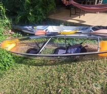 Location pirogue 2 places fond transparent