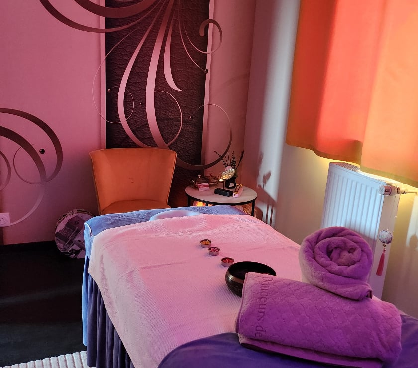 Massage relaxant St Malo Ille-et-Vilaine - Photos Vivastreet Massage asiatique à partir de 80€