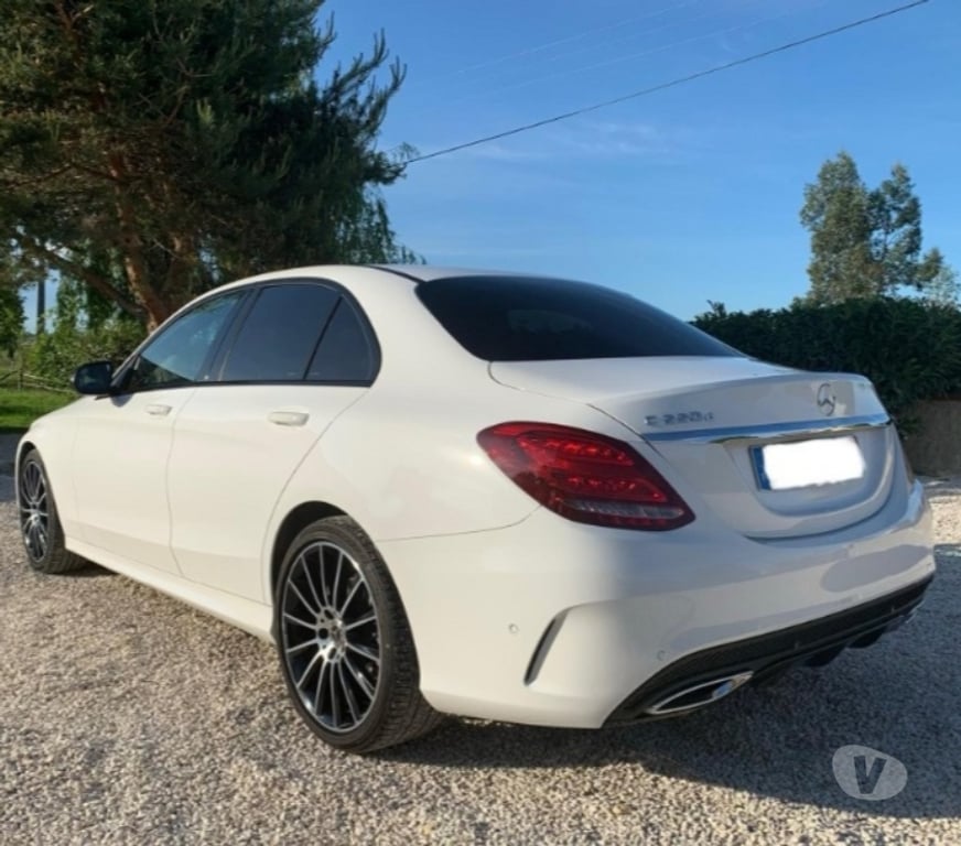 Voiture d'occasion Martinique Le Diamant - 97223 - Photos Vivastreet Mercedes-Benz C 220 d 4MATIC