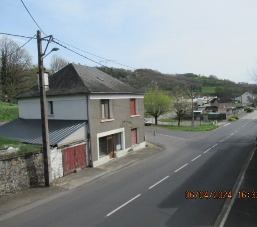 Appartements à vendre Cantal Lanobre - Photos Vivastreet Appartement à rénover