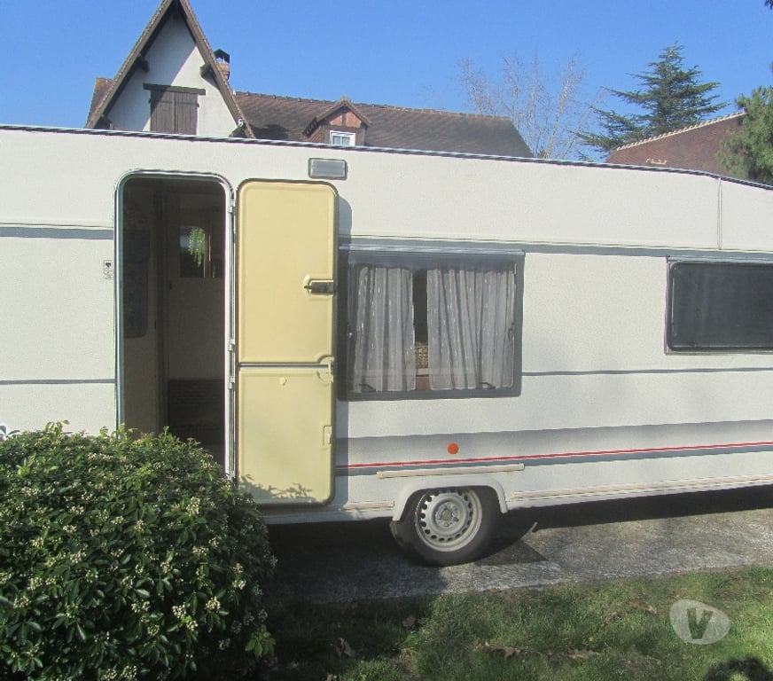 Caravane d'occasion Loiret St Denis en Val - 45560 - Photos Vivastreet venrs caravane 5 couchages