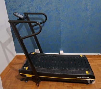 Matériel de sport Maisons Alfort Val-de-Marne - Photos Vivastreet Tapis de course magnétique Evilseed Leonardo