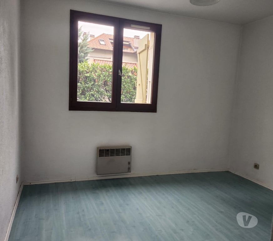 Appartements à vendre Haute-Savoie Annemasse - Photos Vivastreet Vente appartement T3 75m²