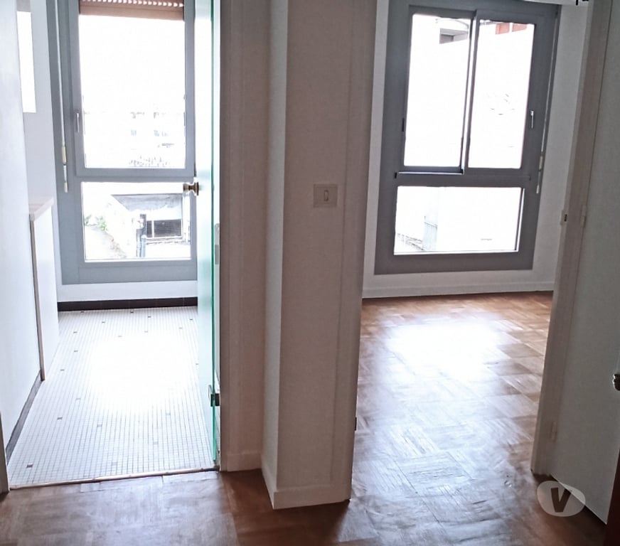Location appartement Loire-Atlantique Nantes - Photos Vivastreet Appartement T1 PARFAIT ETAT NANTES CHU GLORIETTE