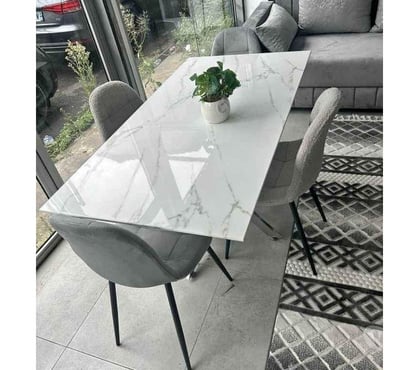 Ameublement - art de la table Levallois Perret Hauts-de-Seine - Photos Vivastreet Table a manger marbre avec 4 chaises