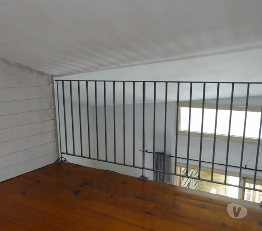 Vente Immeuble Gard Codognan - 30920 - Photos Vivastreet Immeuble mixte Maison village avec local commercial