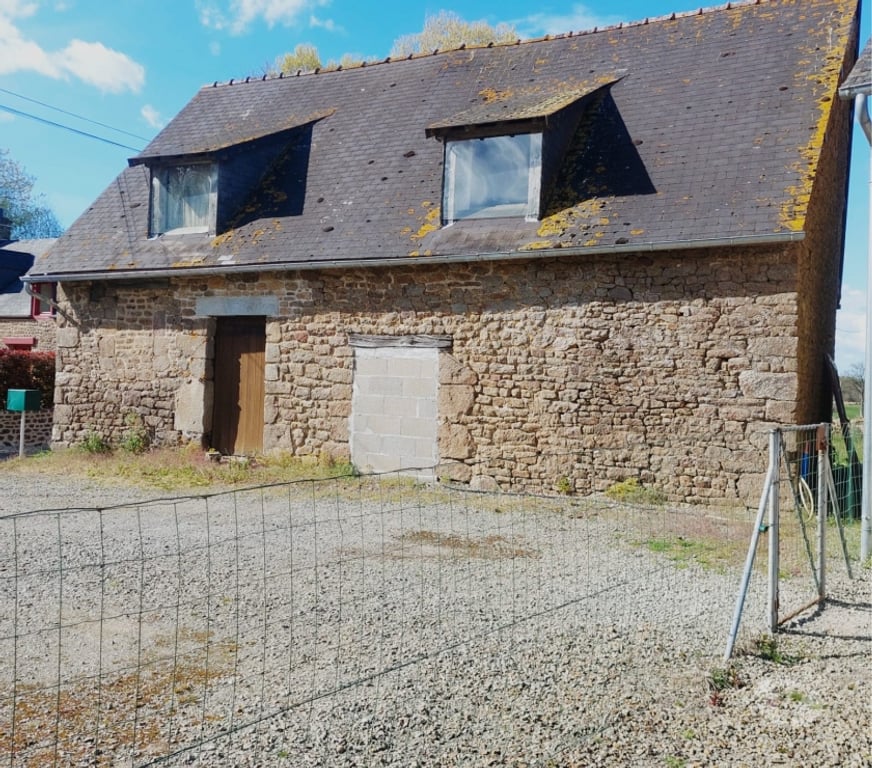 Vente Maison Ille-et-Vilaine La Chapelle Janson - 35133 - Photos Vivastreet Maison en pierre à rénover