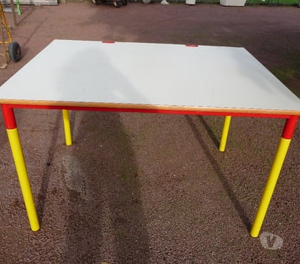 Ameublement - art de la table Cenon sur Vienne Vienne - Photos Vivastreet TABLES EN FER DE COULEUR