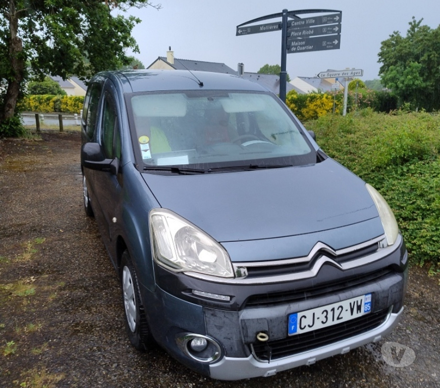 Véhicules commerciaux & utilitaires d'occasion Maine-et-Loire Angers - Photos Vivastreet A vendre fourgonnette Citroen Berlingo