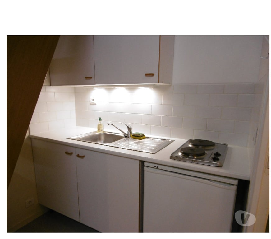 Appartement meublé Ain Bourg en Bresse - 01000 - Photos Vivastreet BEAU DUPLEX de 40 m2 tout meublé