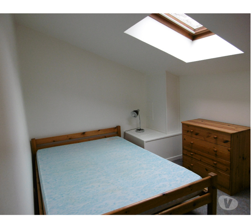 Appartement meublé Ain Bourg en Bresse - 01000 - Photos Vivastreet BEAU DUPLEX de 40 m2 tout meublé